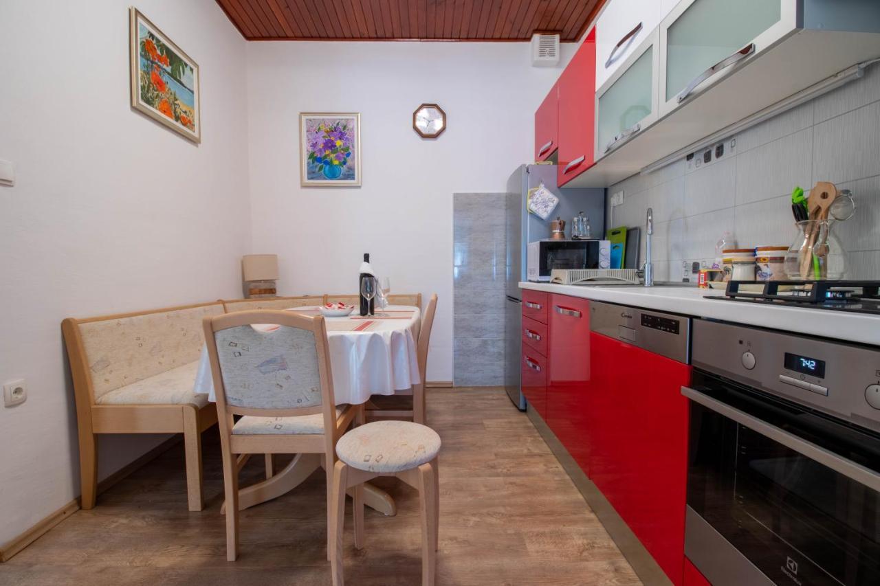 Apartman Ivan Drniš Exterior foto